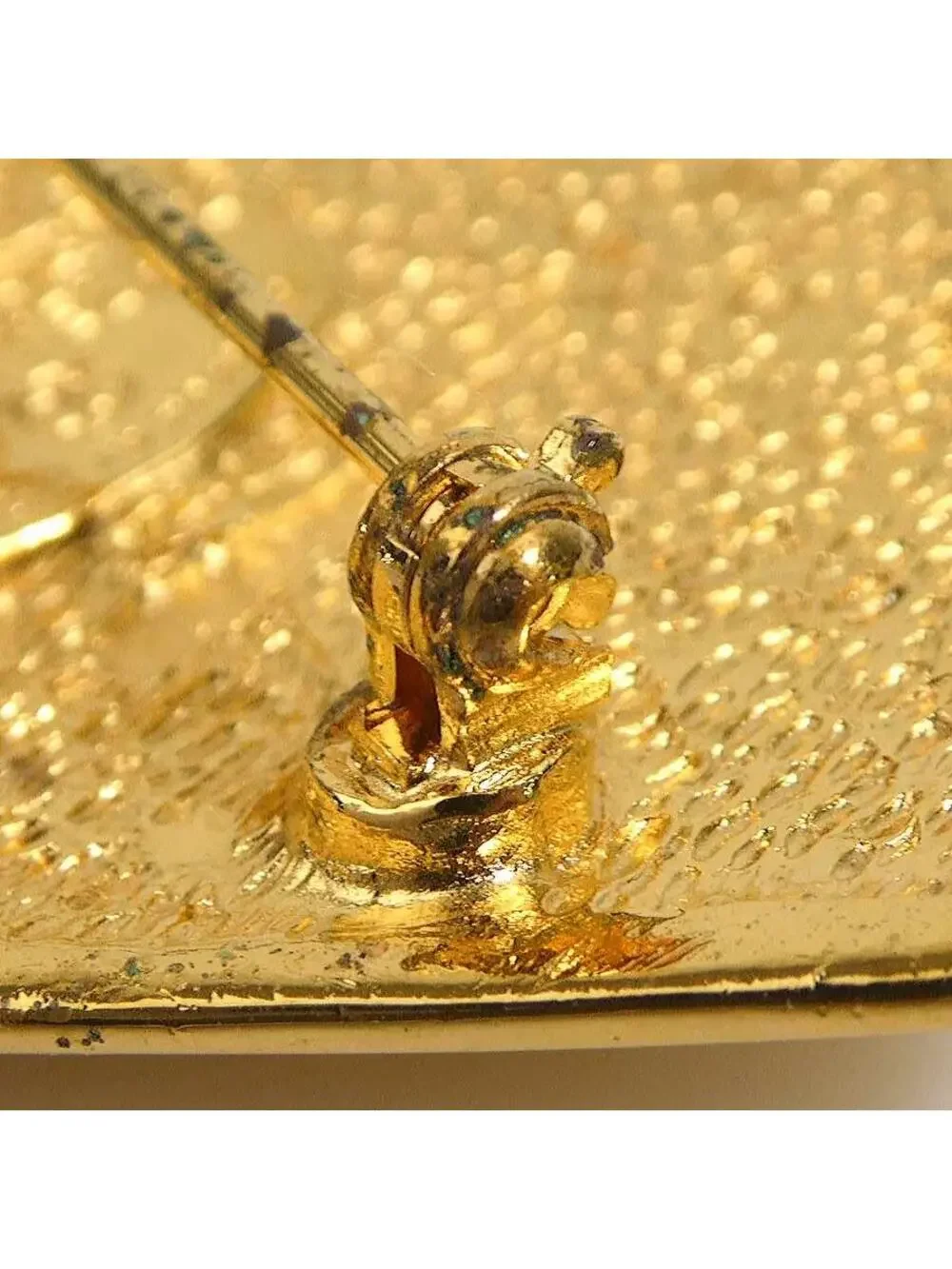 Auth Chanel Cc Logo Brooch Gold Metal - #300089C32B